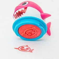 Giochi Preziosi Hero – Mania Baby Shark Φιγούρες – Σφραγίδες 4Pack (BAH07000) -Φιγούρες Δράσης Εκπτώσεις 207765 2